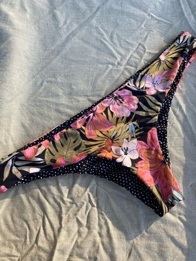 Billabong revo cheeky hipster swim bottom XL
